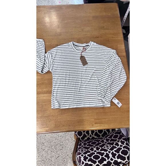 Weatherproof Vintage Women's Striped Drop Shoulder Top Gray Sz Medium NWT P1-217 - Picture 2 of 13